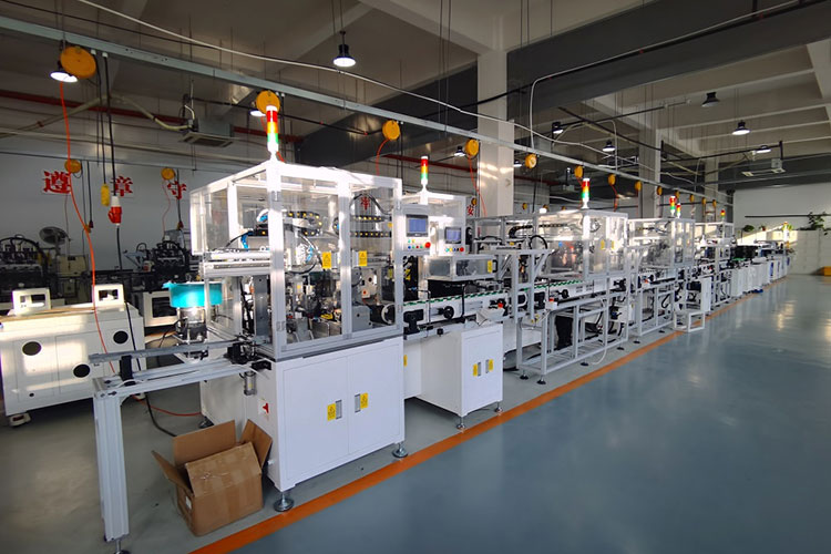 Hvordan opnår en DC-børstet rotorproduktionslinje højvolumen præcisionsfremstilling?